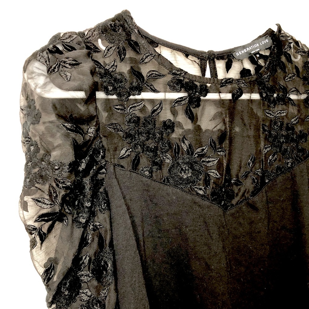 NWOT Generation Love Embroidered Sheer Puff Sleeve